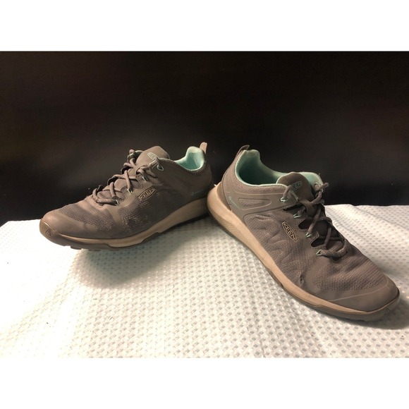 Keen Shoes - KEEN shoes for women Sz.8.5